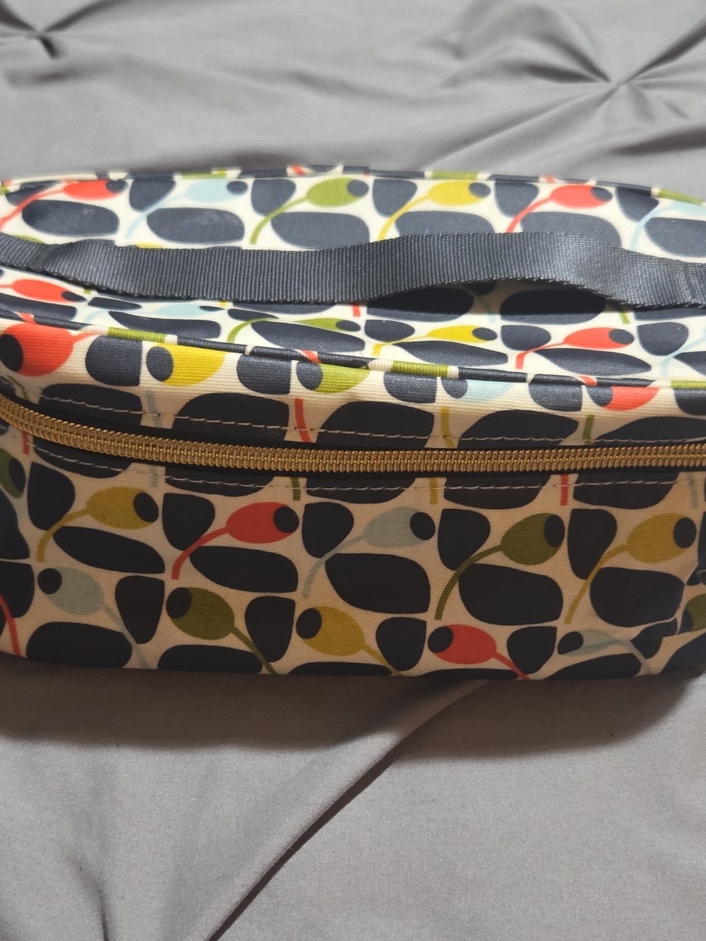 Printed Travel Toiletry Bag - Multicolor